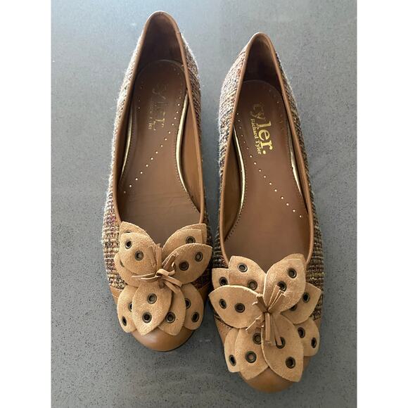Richard Tyler Felicity Tan Tweed Ballet Flats Shoes size 9 nwot - Picture 1 of 6